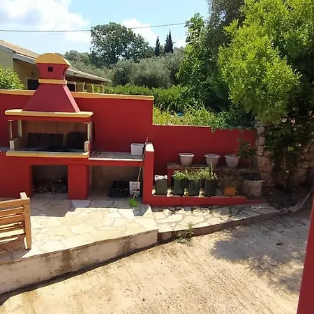 Casă la țară House In The Country